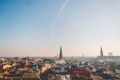 Den gennemsnitlige kvadratmeterpris på en 1-værelses lejlighed i Kbh K steget med 2% fra første halvår af 2024 til første halvår af 2025, mens en 2-værelses og 3-værelses er steget med hhv. 6% og 7%.