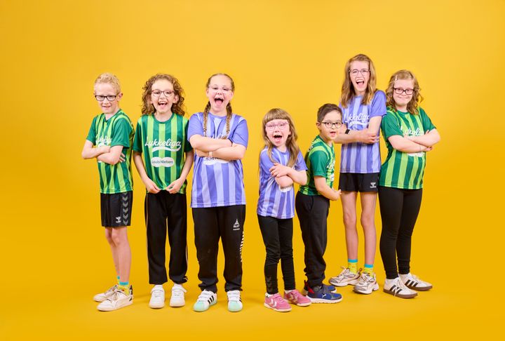 Brillerne i kollektionen "Selected by LykkeLiga" er udvalgt af LykkeLigas spillere. Med kollektionen ønsker LykkeLiga og Louis Nielsen at sætte fokus på det gode syn hos børn.