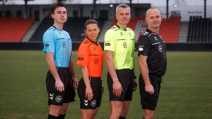 Louis Nielsen og DBU er nye partnere på dommerområdet. Det gælder både breddedommere og elitedommere.