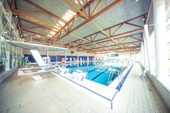 Svømmecenter Falster er midlertidigt lukket hen over sommeren, da ventilationsanlægget skal udskiftes. Foto: Guldborgsund Kommune.