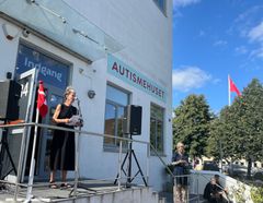 Socialborgmester Karina Vestergård Madsen (EL) holdt tale ved indvielsen af Autismehuset. Foto: Socialforvaltningen.