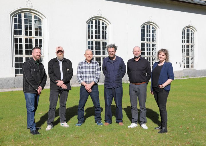 Søren Bygbjerg, Torben Eik Jacobsen, Niels Meldgaard (formand for Thorsbro Vandværks Museumsforening), Henrik Dybdahl, Flemming Dybbøl og Anja Meier Sandreid