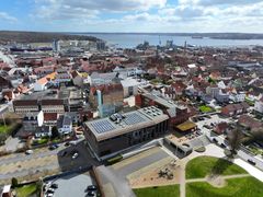 Den gamle VUC-bygning Glødelampen bliver fremover et moderne, stort museum i midten af Aabenraa