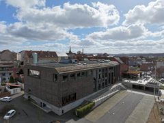Den gamle VUC-bygning Glødelampen bliver fremover et moderne, stort museum i midten af Aabenraa.