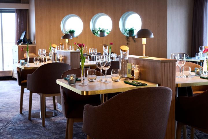 'Libitum Social Dining' er Øresundslinjens nye restaurant ombord på elfærgen Tycho Brahe. Restauranten åbner for gæster den 28. marts.