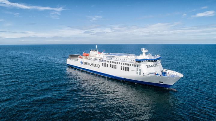 2025 bliver endnu et rekord-år på Bornholm, hvor færgerne endnu engang har fragtet flere passagerer og biler til og fra øen end nogensinde før.