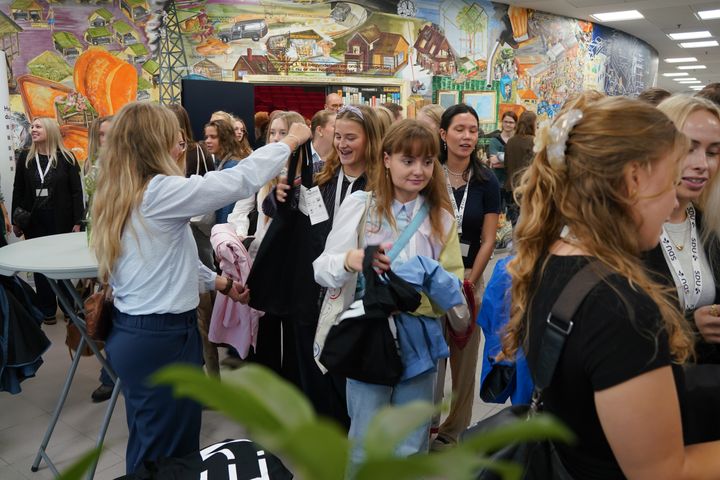 Velkommen til de første 75 studerende på psykologiuddannelsen på SDU i Esbjerg. 1. september blev den første årgangs studiestart fejret med taler og reception.