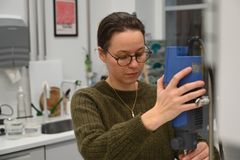 Mie Thorborg Pedersen er postdoc ved Institut for Grøn Teknologi på SDU. Hun forsker bl.a. i, hvordan vandmænd kan bruges i fødevarer.