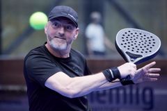 Seks gange så mange voksne spiller padel mindst en gang om ugen som i 2020 – stigningen svarer til, at ca. 80.000 flere spiller på ugentlig basis. Padel er nu den næststørste ketsjeridræt efter badminton og har overhalet tennis.