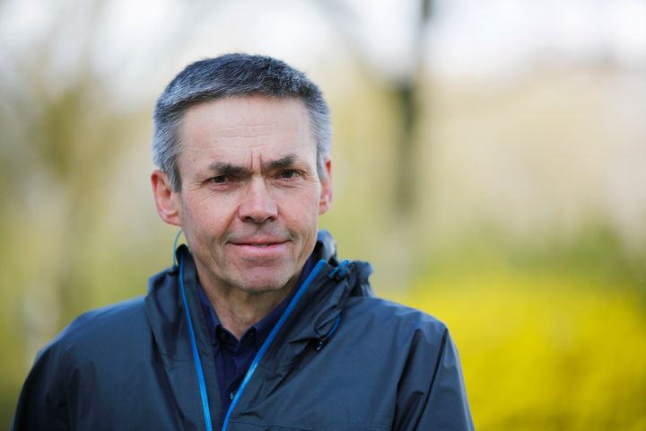 De mange kommentarer de seneste dage fra forstandige folk, meningsdannere og beslutningstager viser, at snerydningen i Danmark ikke er sexistisk. Det var dumt gjort af mig at blande sexisme og snerydning sammen. Og jeg ærgrer mig over, at jeg gjorde det, siger Jens Peter Hansen.