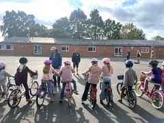 Cykeltræning på skolen i Veflinge