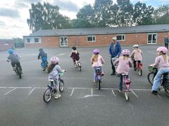 Cykeltræning på skolen i Veflinge