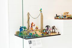 Venner, lyt til legenden igen... skabt af ungarnske Aron Gerencsér – en festlig sammenkomst i BIONICLEs® verden.