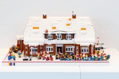 Ole Kirks Hus skabt af Francesco Spreafico fra Italien – en detaljeret hyldest til det tidligere hjem for LEGO Koncernens grundlægger Ole Kirk Kristiansen.
