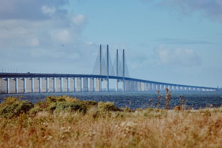 Øresundsbroen får besøg af 40.000 løbere den 15. juni 2025. Startnumrene blev solgt på få timer.