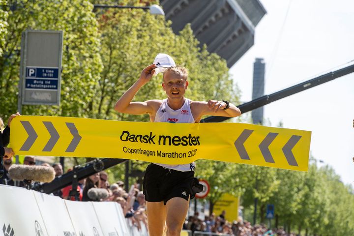 Jacob Sommer Simonsen (billedet) og Karen Ehrenreich satser på at genvinde det danske mesterskab, når de løber Copenhagen Marathon med planlagt tilskuerfest på søndag.