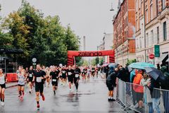 Deltagere og publikum ved Copenhagen Half Marathon har allerede haft glæde af Zalandos stærke engagement i at skabe stemning omkring oplevelsen før, under og efter hovedstadens populære løbeevent.