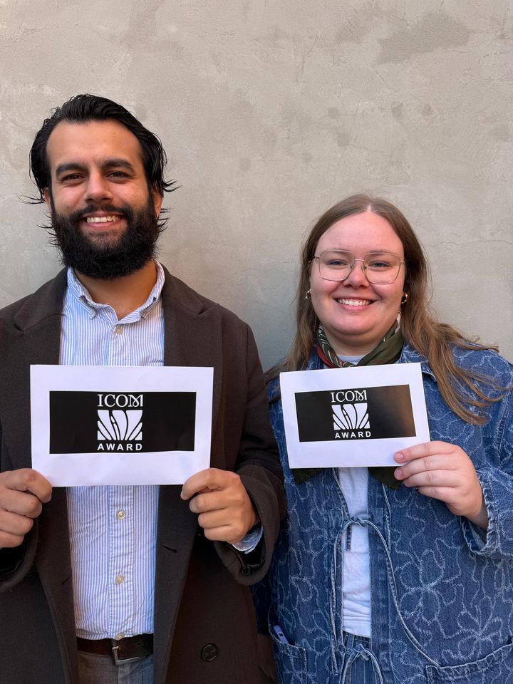 Arthur Alejandro Cardoso Jørgensen og Laura Lyndgaard Hansen, studerende på Historie på Aarhus Universitet, modtager international pris, ICOM Young Member Award 2025. Prisen har de fået for deres undervisningsforløb om minoriteter - udviklet i samarbejde med Den Gamle By.