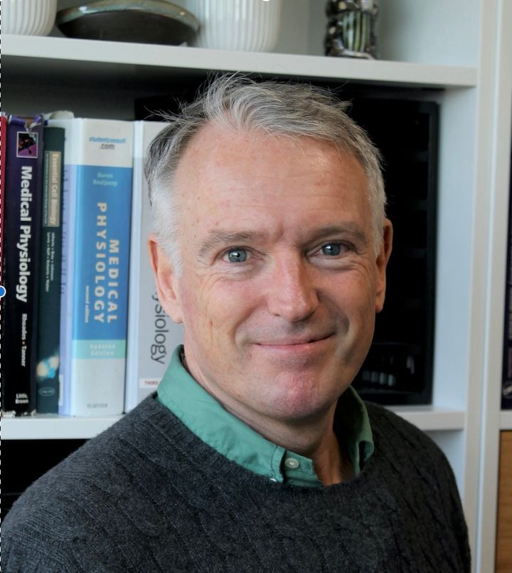 Anders Nykjær er til daglig professor på Institut for Biomedicin på Aarhus Universitet, direktør for grundforskningscenteret PROMEMO og en del af ledelsen for DANDRITE.