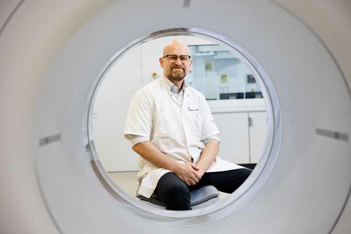 Vores vision er at skabe et verdensførende forskningscenter med fokus på Parkinsons sygdom og andre Lewy body-lidelser, siger klinisk professor og centerleder Per Borghammer.