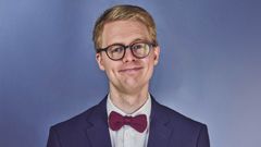 Anders Valentin Abildgaard Nielsen fra Institut for Retsmedicin ved Aarhus Universitet har sammen med kolleger vist, at en stor del af de patienter – næsten alle sammen yngre mænd - der blev indlagt akut med kramper på Aarhus Universitetshospital, faktisk selv havde udløst det efter at have taget tramadol.