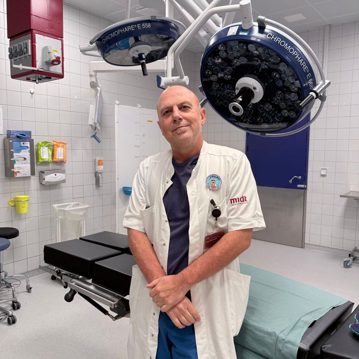 Yazan F. Rawashdeh tiltrådte professoratet på Institut for Klinisk Medicin og Afdeling for Urinvejskirurgi den 1. januar 2026.