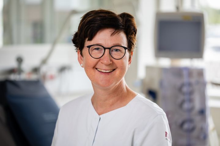 Jeanette Finderup tiltrådte professoratet i patientinvolvering på Institut for Klinisk Medicin og Afdeling for Nyresygdomme på Aarhus Universitetshospital den 1. april 2026.