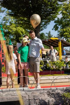 Familien Agerlin Lund var nogle af de heldige københavnere, der fik mulighed for at bygge sig selv som LEGO® figurer og flytte ind i Miniland.