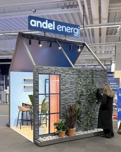 Smugkig i Andel Energis nye butik, der åbner i Elgiganten i dag.