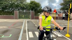 I 2023 frik Blåbjergskolen i Outrup penge til en cykelbane gennem GF Trafiklegat. Banen er med til at gøre skolens børn fortrolige med cykling og hjælper lærerne med at undervise i trafiksikkerhed på et sikkert område, inden børn og voksne begiver sig ud på fælles cykeludflugter.