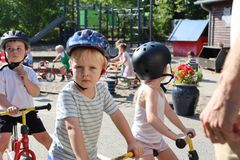 Forældregruppen i Dalum Børnehus i Odense fik  gennem GF Fondens Trafiklegat midler til en cykelbane, der også er åben for offentligheden udenfor børnehavens åbningstid.