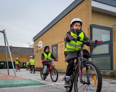 Der blev kørt på cykel til den helt store guldmedalje til den officielle indvielse af banen.