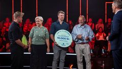 Det var brødrene Mads og Johan Vindal Øhrwald fra Helsingør, der i år blev tildelt prisen som Årets Hjerteredder for at redde deres far, Niels Øhrwald, under en ferie i Island.