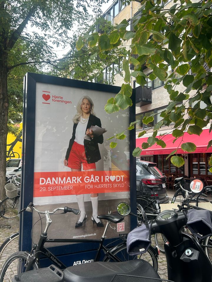 Når World Heart Day markeres i morgen, tirsdag 29. september, bliver Danmark farvet rødt.