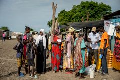 For det beløb, som en gennemsnitlig indsamler får i bøssen på et par timer, kan to børnefamilier i Sydsudan få mad i to måneder. Det redder liv.