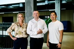 Fra venstre - Karina Wellendorph administrerende direktør, Thomas Pedersen Chief Sales Officer og Christian Wook Andersen Chief Product Officer