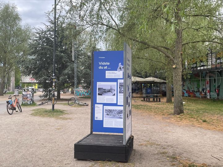 Friheden på Nørrebro er et af stederne i byen, hvor du resten af måneden kan læse om Københavns Kommuneplan 2024, om stedets kulturhistorie og dets fremtidige udvikling.