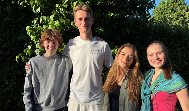 Frederik Kock-Andersen, Simon Wesselhoff, Adelina Munck Ahmetaj og Esther Ljørring Toldam er nye valgambassadører og har en mission om, at flere unge skal stemme til det kommende kommunalvalg i november.