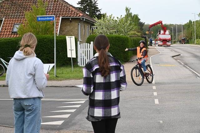 Alle skoler i kommunen arbejder systematisk med undervisning i trafiksikkerhed. Her er undervisningen fx i fuld gang i Humlebæk.