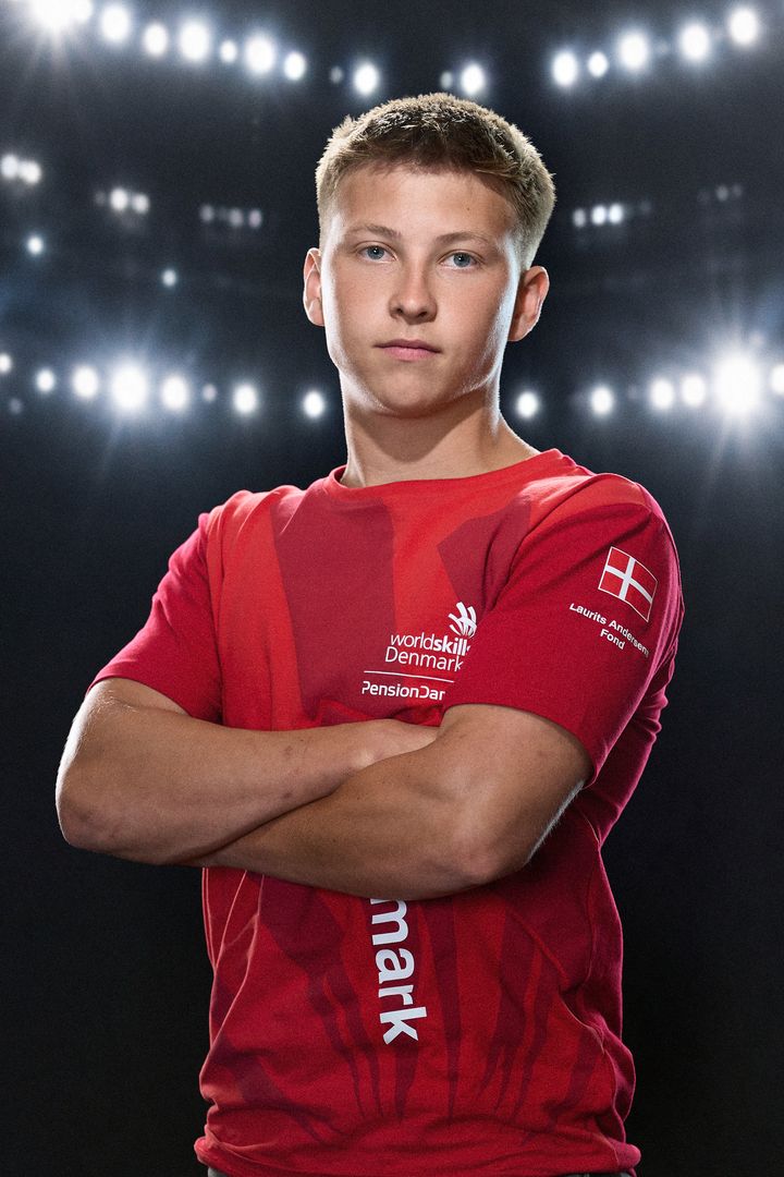 Karrosseritekniker Marcus Bugge Raasdal. Foto: Lasse Skov