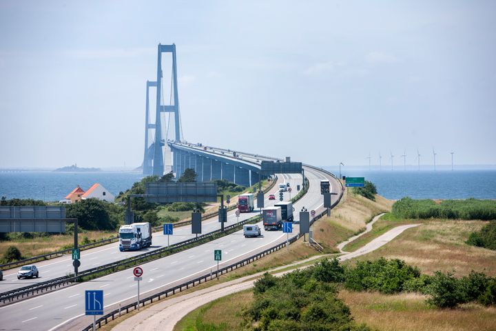 Trafik på Storebæltsbroen.