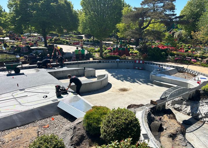 Arbejdet er i gang i LEGOLANDS Miniland for at få den nye Femern-udstilling klar til juni.