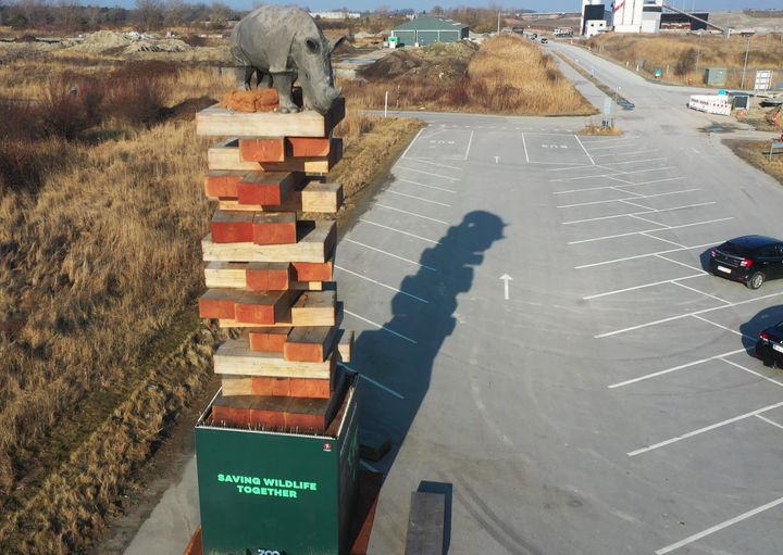 Skulpturen "Naturen Vakler" er opsat ved Femern Bælt-projektet i samarbejde med ZOO.