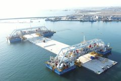 Fartøjet IVY 1&2 er nu godkendt til at nedsænke de store tunnelelementer på Femern Bælt-forbindelsen.