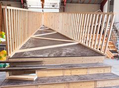 Spejdernes model af Pilen er 7 meter lang og næsten 3 meter høj.