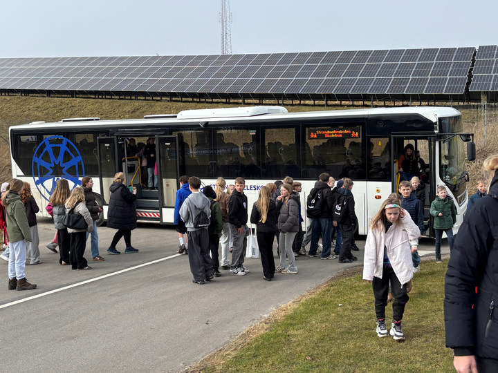 Årets VandLøb fik besøg af glade skoleelever fra Strandmølleskolen, Køng Friskole, Frøbjerg Orte Friskole, Glamsbjerg Friskole og Peter Willemoesskolen.
