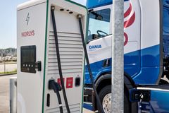 Med tilføjelsen af de nye ladeparker til tung transport har Norlys aktuelt 58 ladeudtag fordelt på 9 lokationer strategisk placeret rundt de fleste dele af landet.