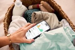 Elkunder følger elpriserne tæt. Mere end 160.000 danskere bruger hver eneste måned Norlys-appen til blandt andet at holde sig opdateret på de aktuelle elpriser, og app-data viser, at aktiviteten stiger markant, når elpriserne svinger.