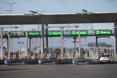 Hver dag benytter tusindvis af køretøjer ekspresbanerne i Storebælts betalingsanlæg med en bizz- eller nummerpladebetaling fra Brobizz.