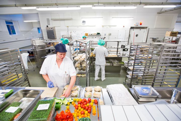 Regionshospitalet i Randers har Det Økologiske Spisemærke i guld, der markerer, at økologiprocenten er højere end 90 procent. Foto: Søren Gammelmark